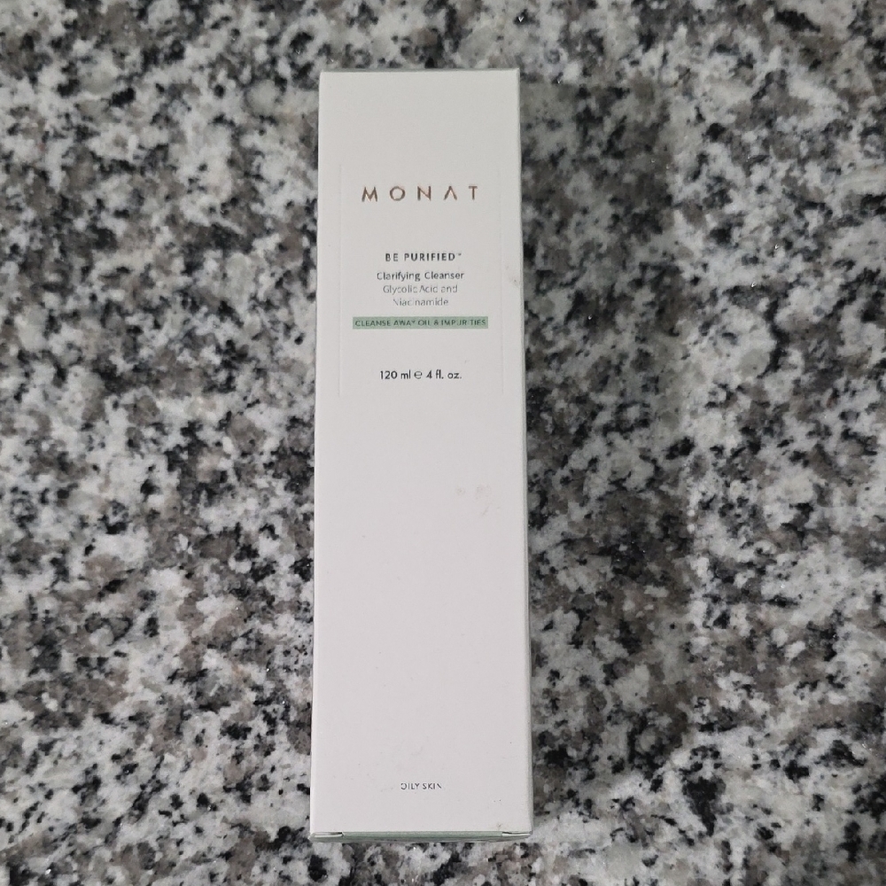 Be Purified Clarifying Cleanser